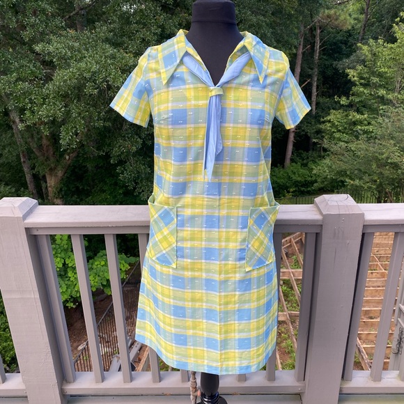 Plaid Print Pocket Shift Dress